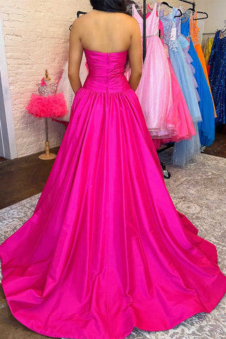 Seraphia | Trägerloses, fuchsiafarbenes, perlenbesetztes A-Linien-Ballkleid