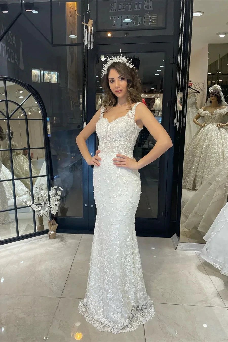 Sexy Floor Length Sweetheart Traps Sleeveless Mermaid Lace Weddding Dress with Court Train by misshow.com
