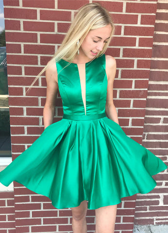 Sexy Short V-Neck Straps Satin Backless Homecoming Dress