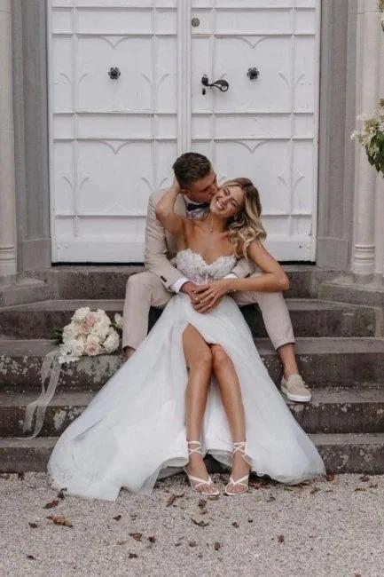 Sexy Strapless Sleeveless Column Floor-Length Tulle Wedding Dresses with Appliques by misshow.com