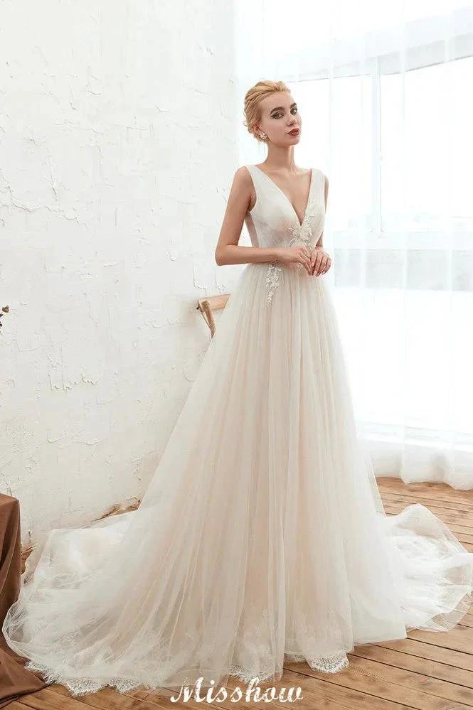 Sexy V-neck Princess Tulle Wedding Dress with Lace Appliques by misshow.com