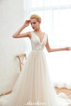 Sexy V-neck Princess Tulle Wedding Dress with Lace Appliques by misshow.com