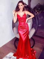Sheath/Column Silk like Satin Spaghetti Straps Sleeveless Applique Prom Dresses by misshow.com