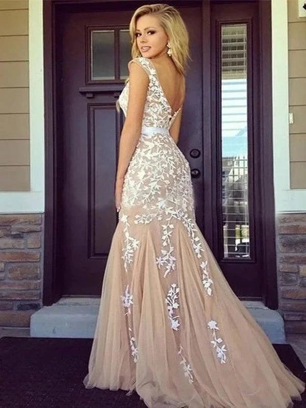 Sheath/Column Sleeveless Bateau Tulle Applique Floor-Length Prom Dresses by misshow.com