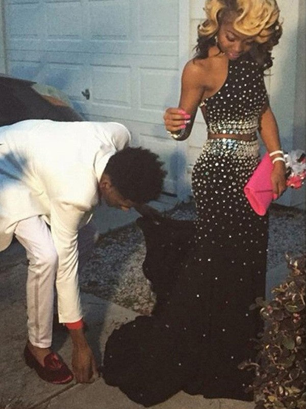 Vestidos de fiesta de dos piezas de gasa con cuello halter, sin mangas y corte tubo/columna Main Image