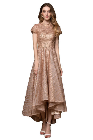 Vestido de cóctel de manga corta con lentejuelas y cuentas, corte alto-bajo