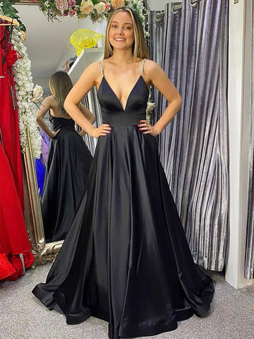 Silvie | Vestido de fiesta negro de satén con escote en V profundo y corte A con cuentas
