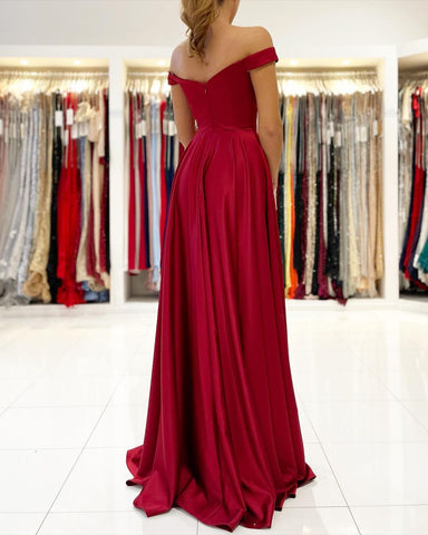 Vestido de fiesta largo de satén elástico con hombros descubiertos y corte A sencillo con abertura