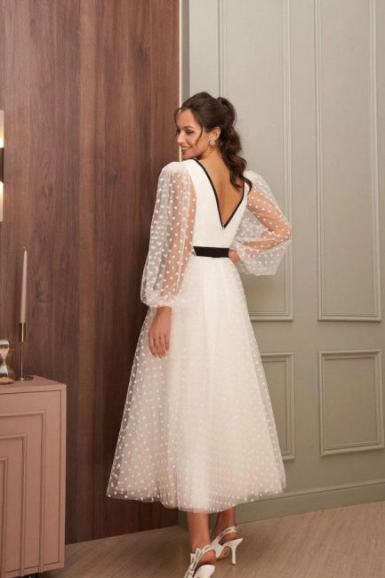 Simple Ankle-Length V-neck Wedding Dresses With Long Sleeves Main Image