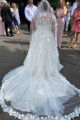 Simple Long A-Line V-neck Long Sleeves Wedding Dresses With Lace