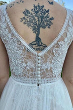 Simple V-Neck Sleeveless Column Tulle Floor-Length Wedding Dresses with Lace by misshow.com