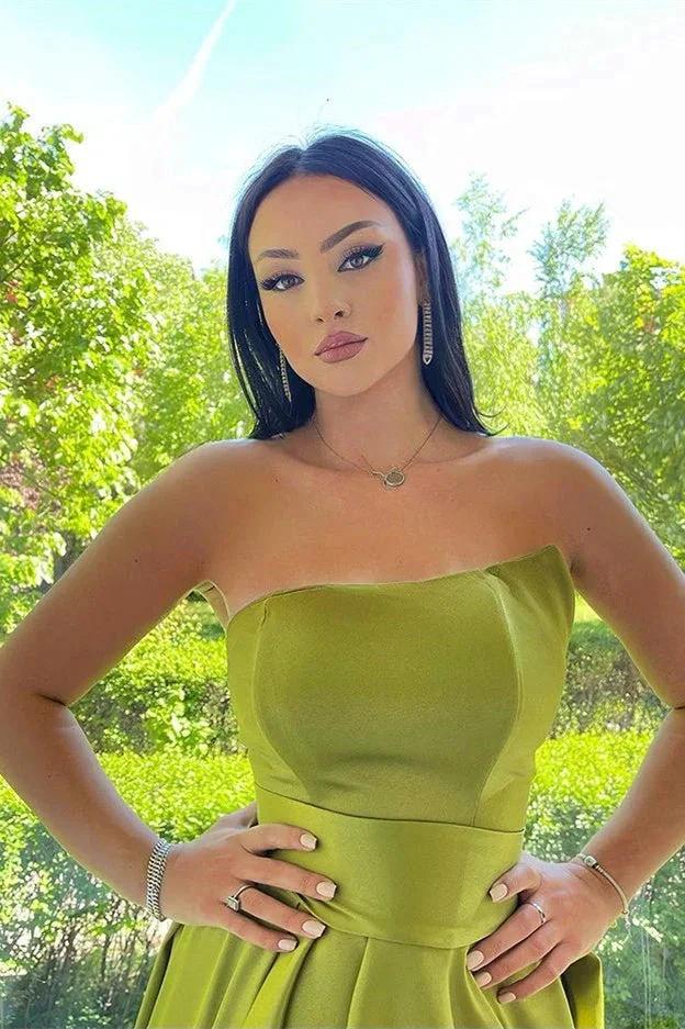 Sleek Green Sleeveless Ruffles Front-Split A-line Prom Dresses by misshow.com