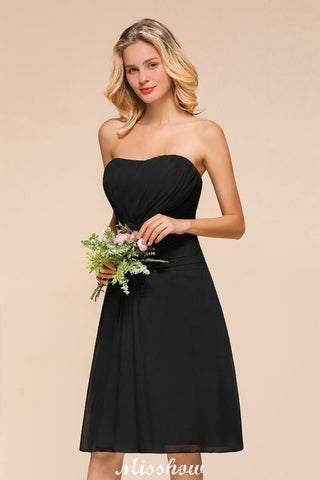 Vestido mini de dama de honor sin mangas de etiqueta negra para ocasiones especiales