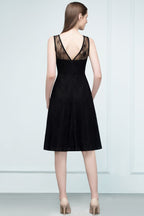 Sleeveless Lace A-line Knee Length Bridesmaid Dresses