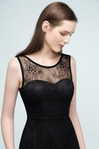 Sleeveless Lace A-line Knee Length Bridesmaid Dresses