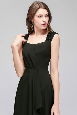 Vestidos de dama de honor negros de gasa con volantes y sin mangas