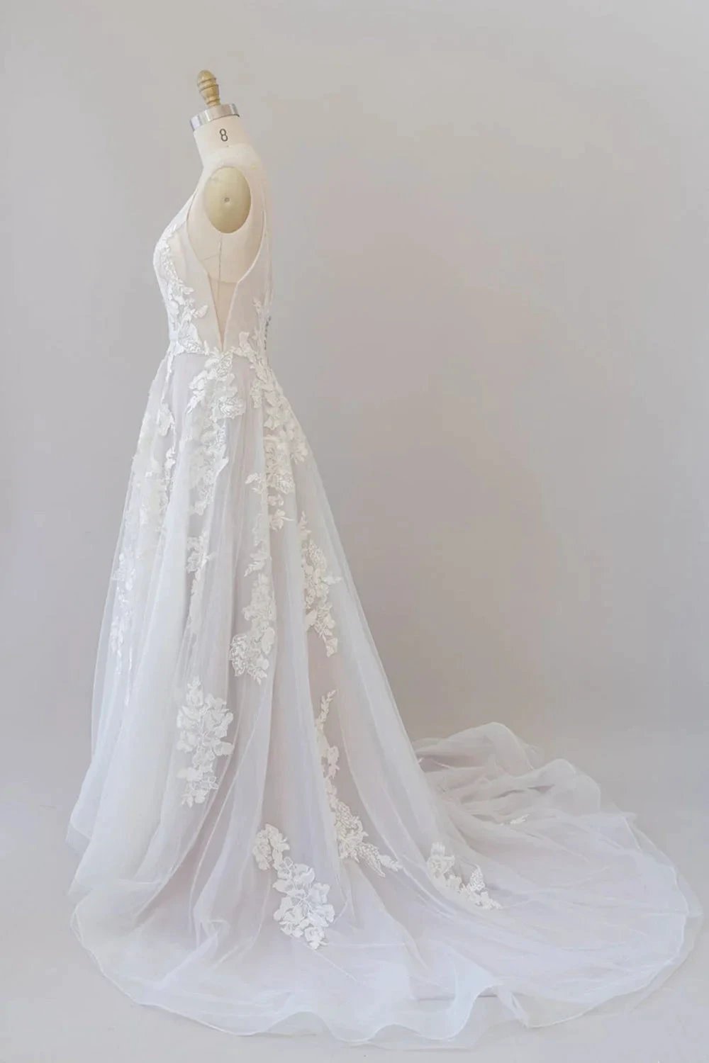 Spaghetti Strap Lace Appliques Tulle Wedding Dress by misshow.com