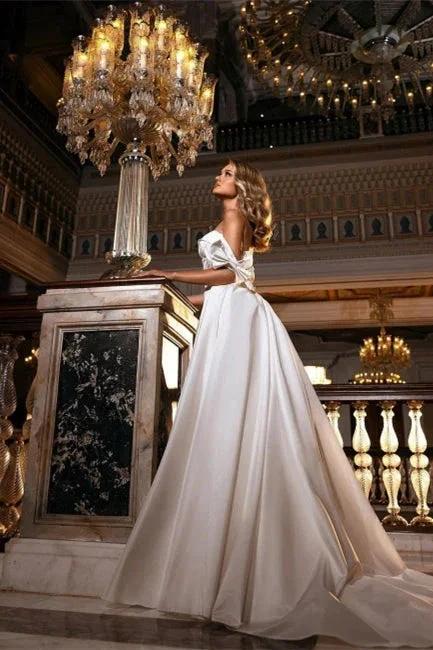 Stunning Off Shoulder White Floral Mermaid Slim Wedding Gowns Sweetheart Long Bridal Dress with Detachable Tail by misshow.com