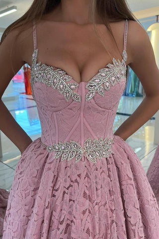 Impresionantes vestidos de fiesta rosas largos de corte A con escote en forma de corazón y encaje con cuentas