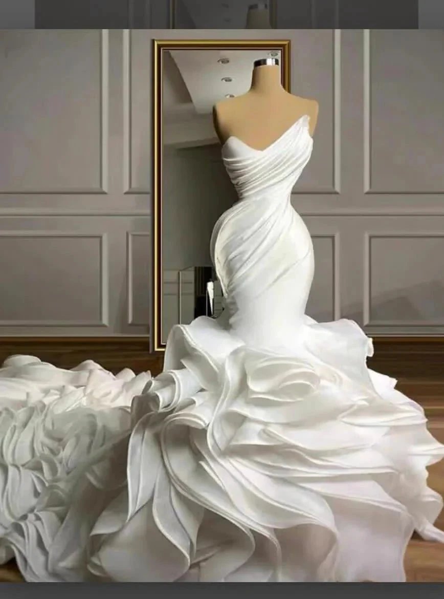 Stunning Strapless Organza Tiered Piping Mermaid Wedding Dress by misshow.com