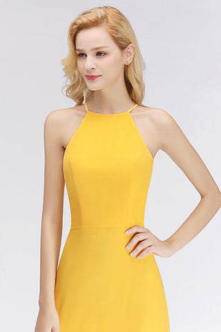 Elegantes vestidos de dama de honor amarillos de corte A, sin mangas, hasta el suelo y con cuello halter