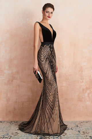 Stilvolles, tiefes, schwarzes Meerjungfrau-Ballkleid mit Perlenbesatz und tiefem V-Ausschnitt, ärmellos, schmales Abendkleid