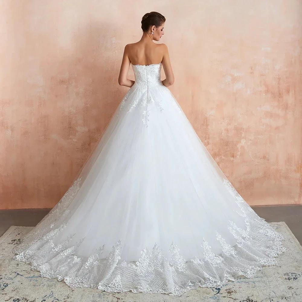 Stylish Long A-line Strapless Appliques Tulle Wedding Dress by BIZTUNNEL