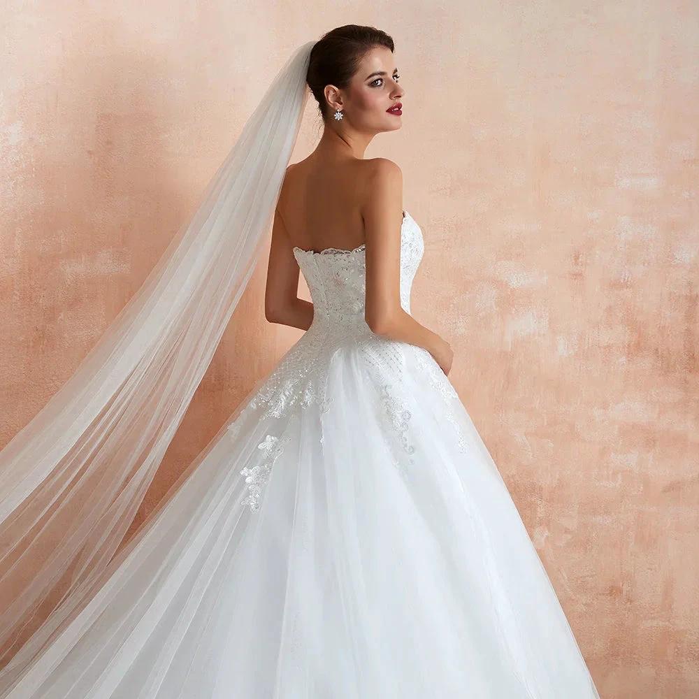 Stylish Long A-line Strapless Appliques Tulle Wedding Dress by BIZTUNNEL