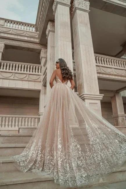 Stylish Sleeveless V-Neck Evening Party Dress Aline Backless Prom Dress with Lace Appliques by misshow.com