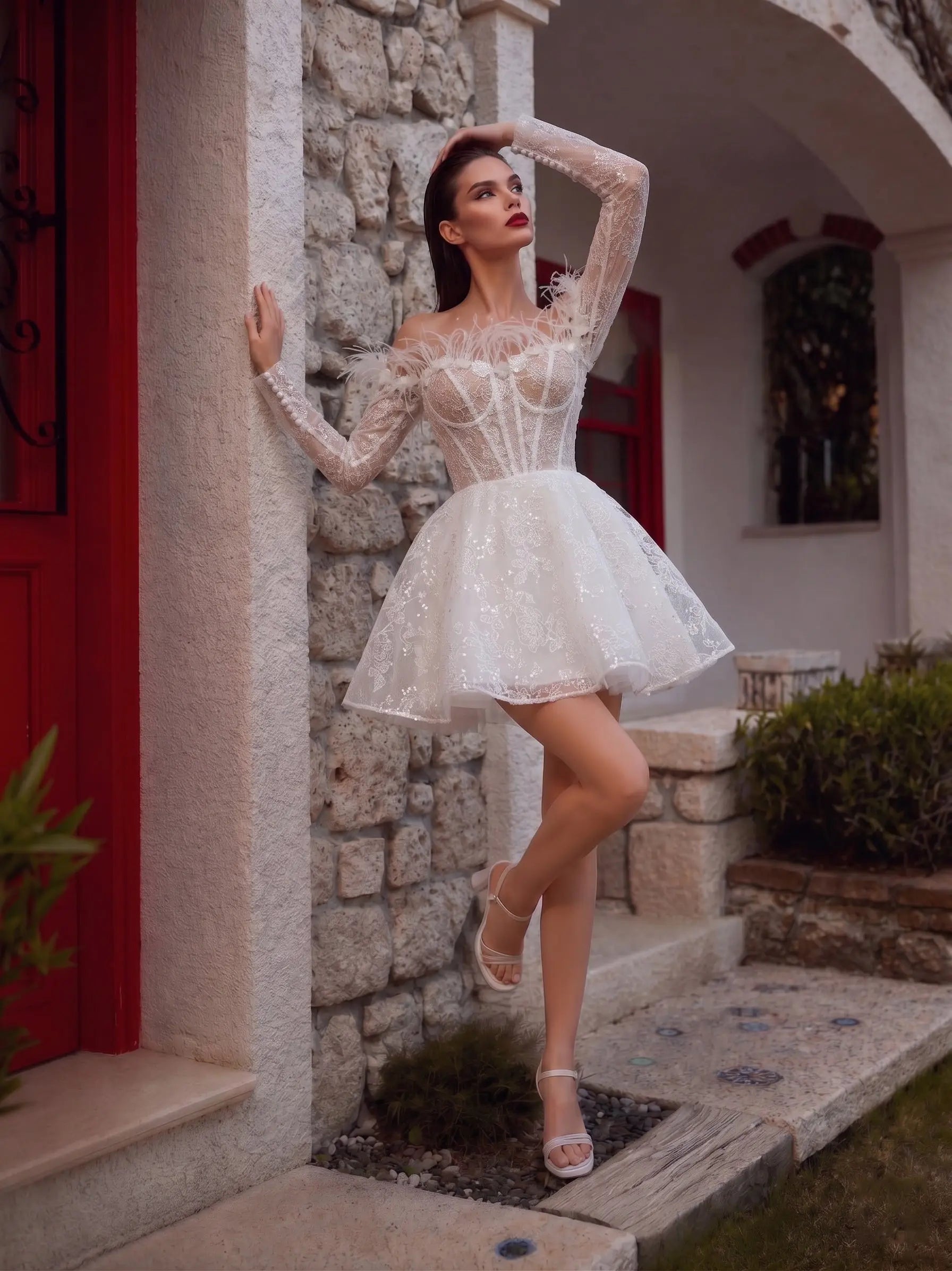 Elegant White Off-Shoulder Feather Lace Corset Mini Wedding Dress SW717