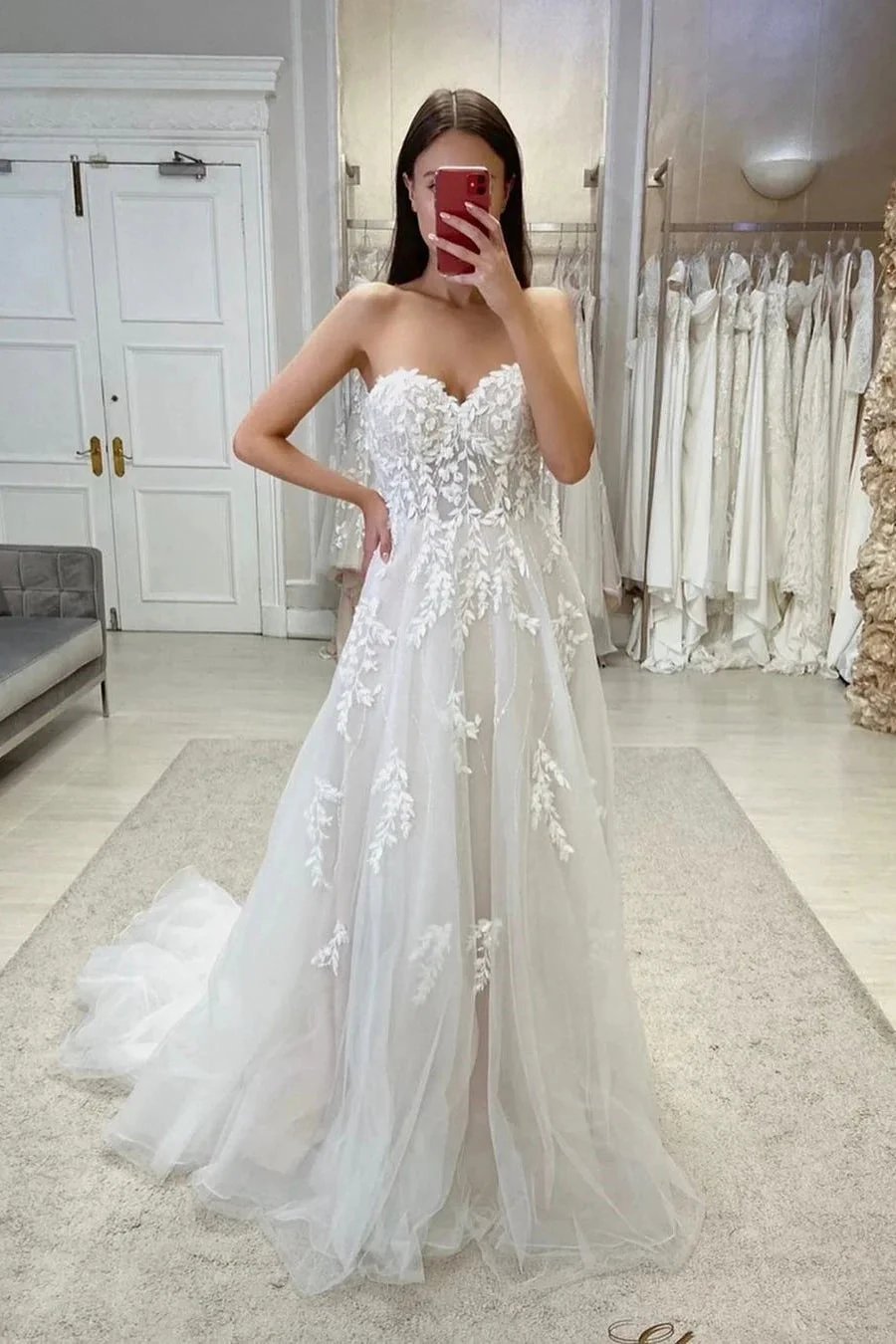Sweetheart A-line Sleeveless Appliques Tulle Wedding Dress With Lace by misshow.com