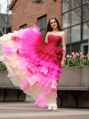 Xiomara | Langes Ballkleid mit herzförmigem, plissiertem Oberteil und Rüschen