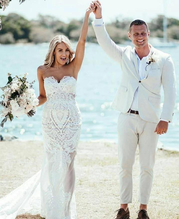 Sweetheart Sheath/Column Lace Appliques Beach Wedding Dress Bridal Dress WD517 by pgmdress