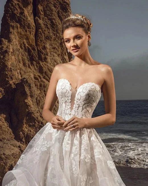 Sweetheart Tulle Floral Wedding Dress Sleeveless Aline Bridal Dress by misshow.com