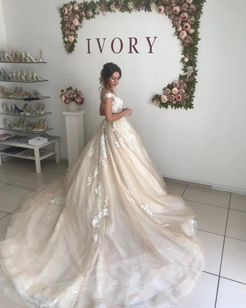 V-Neck Off-the-Shoulder Princess Princess Wedding Dress by misshow.com