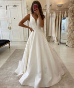 V-Neck Sleeveless Long Wedding Dress (ZD17506)