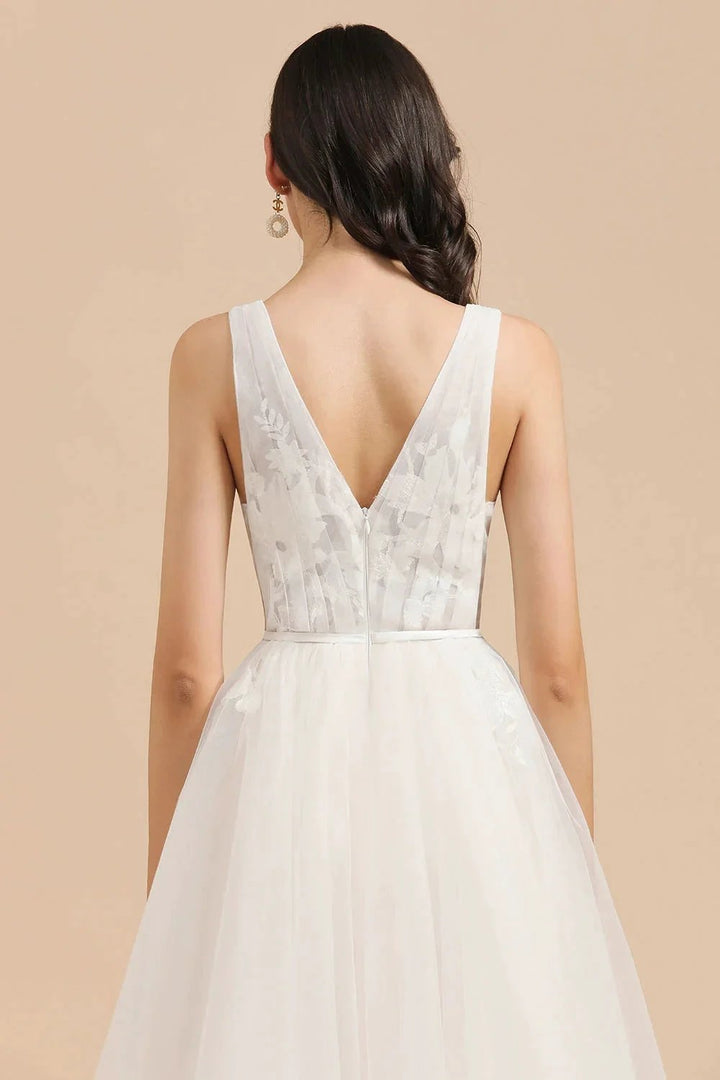V-Neck Tulle Lace Appliques Simple Wedding Dress Garden Wedding Gowns Floor Length by misshow.com