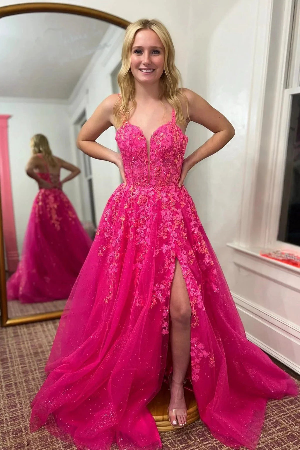 Vintage A-Line Tulle Spaghetti Straps Sleeveless Prom Dresses With Appliques Split Front by misshow.com