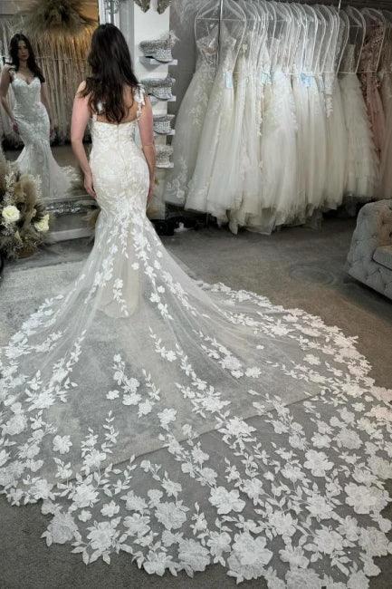 Vintage Column Lace V-Neck Sleeveless Ivory Wedding Dresses With Appliques Train by misshow.com
