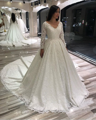 Vintage Long A-line V-neck Appliques Lace Wedding Dress with Sleeves