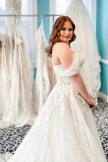Vintage Off-the-shoulder Sleeveless A-Line Lace Wedding Gowns by misshow.com