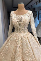 Vintage wedding dress with lace | Wedding dress with sleeves by misshow.com