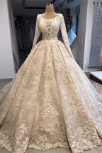 Vintage wedding dress with lace | Wedding dress with sleeves by misshow.com