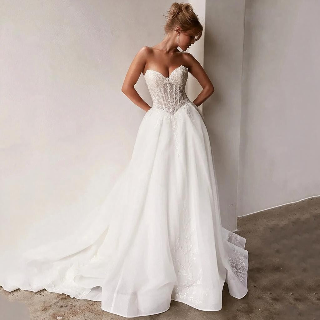 Customized Sweetheart Sleeveless Wedding Dress See Through Beading Lace Applique Sweep Train A Line Bridal Dresses