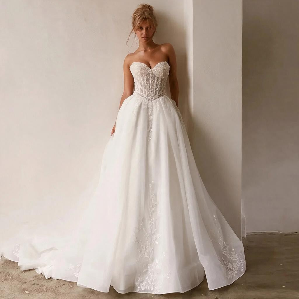 Customized Sweetheart Sleeveless Wedding Dress See Through Beading Lace Applique Sweep Train A Line Bridal Dresses