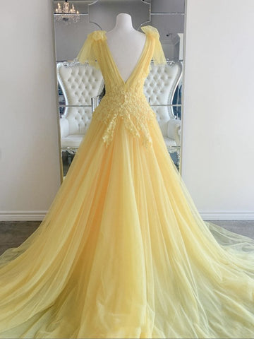 Vestido amarillo largo de tul con escote en V, corte A y espalda descubierta, de encaje y graduación